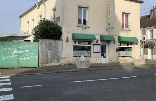 Pontcarre House | Hotel less than 10 minutes from Disneyland Paris.