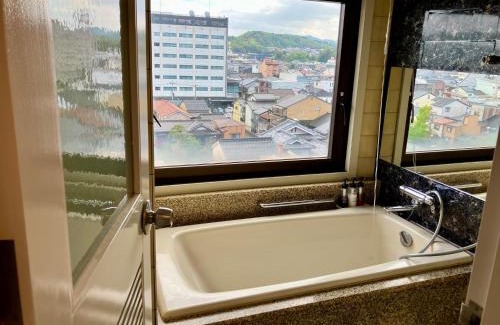 Toyooka Hotel | HOTEL LiVEMAX Toyooka