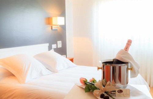 Puebla del Caraminal Hotel | Hotel Lombiña