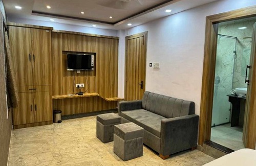 Chitrakoot Hotel | Hotel Maa Parvati Residency - Chitrakoot
