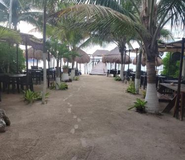 Mahahual Hotel | Hotel Machos Mahahual