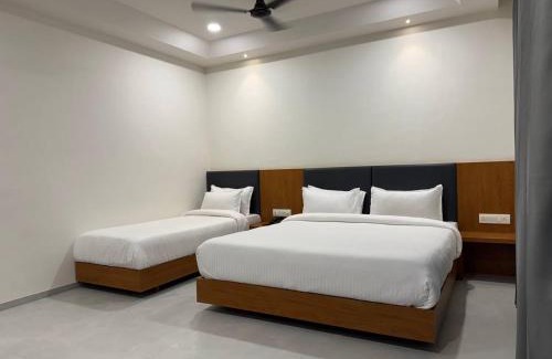 Somnath Hotel | Hotel Madhukta Inn