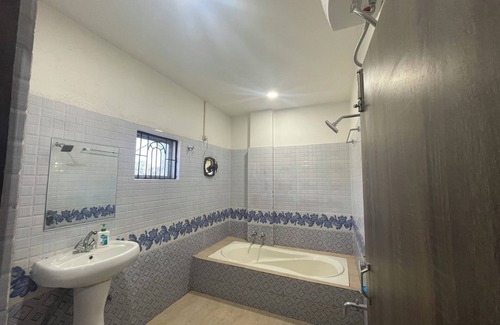 Dhemaji Hotel | Hotel Mayuree Plaza