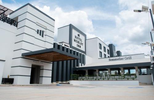 Ezequiel Montes Hotel | HOTEL MERLOT INN