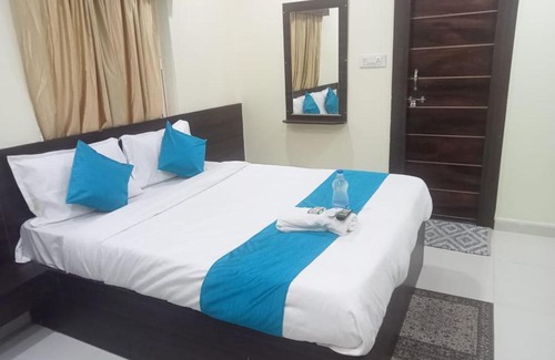 Hyderabad Hotel | Hotel Metro Express- Abids