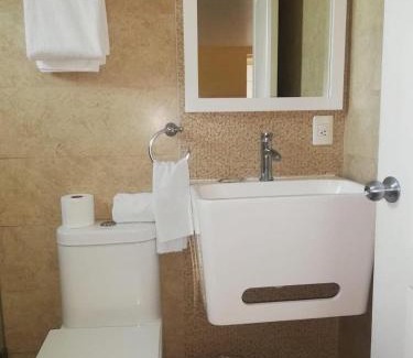 Chilpancingo de los Bravo Hotel | Hotel Torre Esmeralda