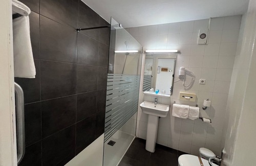 Los Cuarteros Hotel | Hotel Neptuno