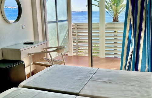 Los Cuarteros Hotel | Hotel Neptuno