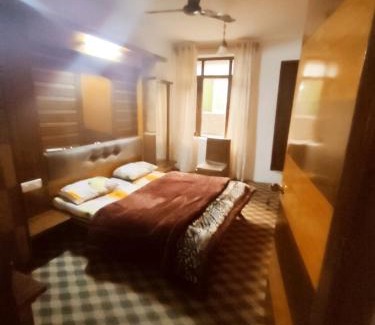 Rajbagh House | Hotel New Aashiyana