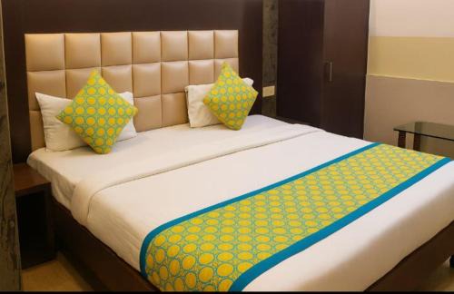 Vrindavan Hotel | Hotel New Krishna Shiv Dham- Ideal For Families