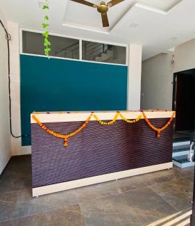 Shujalpur Hotel | Hotel O Area