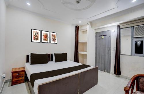Greater Noida Hotel | Hotel O Jagdamba Homestay Hotel & Guest House