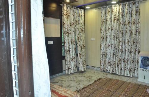 Kathua Apartment | Hotel O POP Sneha Homestay