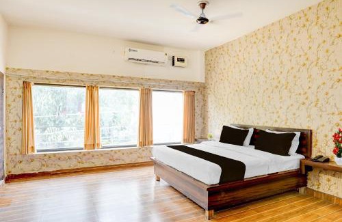 Rudrapur Hotel | Hotel O Raj Ambessy