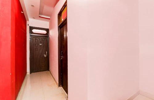 Hazratganj Hotel | Hotel O Rudra Palace