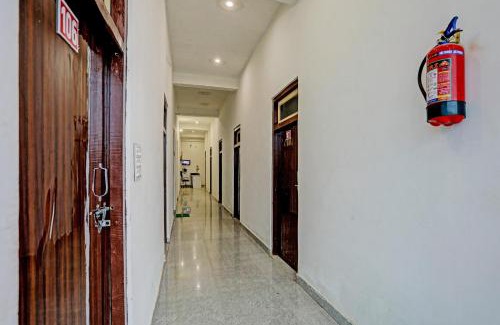 Bhongaon Hotel | Hotel O THE KING HEAVEN