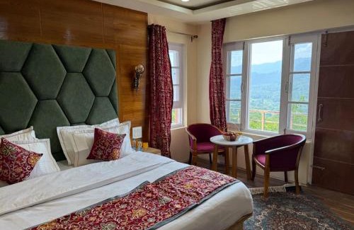 Pahalgam Hotel | Hotel Peak Paradise Resorts