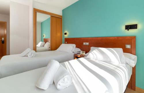 Fisterra Hotel | Hotel Playa Langosteira by Adeloló