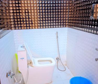 Naini Hotel | Hotel Pleasure Inn