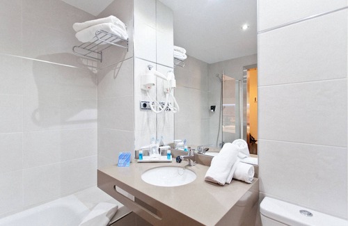 Figares Hotel | Hotel Porcel Sabica