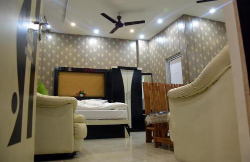 Dalmau Hotel | Hotel Pratap Palace