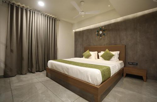 Rajkot Hotel | Hotel R City Inn By Mantram Hospitality