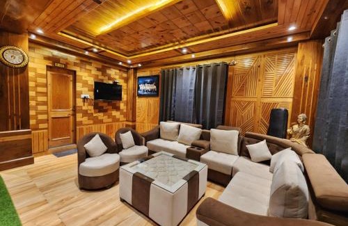 Narkanda Hotel | Hotel Ranveer Palace