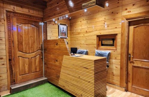 Narkanda Hotel | Hotel Ranveer Palace