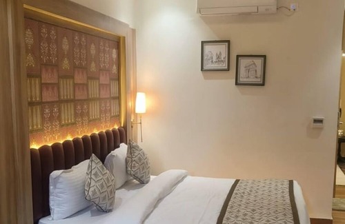 Datia Hotel | Hotel Ratan Mahal