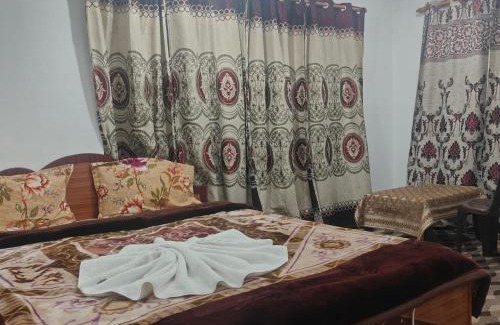 Gund Hotel | Hotel Relax Inn