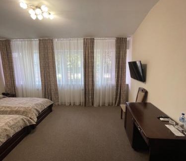 Brovary Hotel | Hotel-Restaurant Complex Vensky