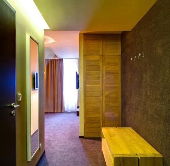 Zbraslav Hotel | Hotel Restaurant Darwin