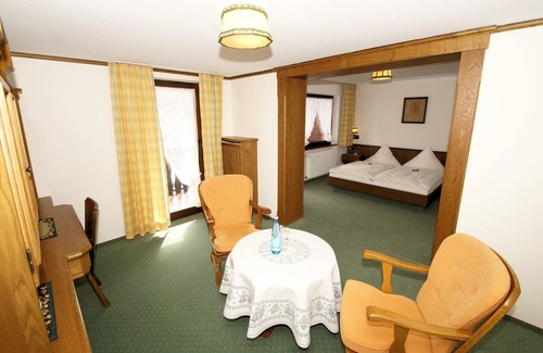 Haeusern Hotel | Hotel-Restaurant SchöpPerle