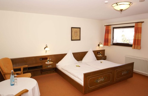 Haeusern Hotel | Hotel-Restaurant SchöpPerle