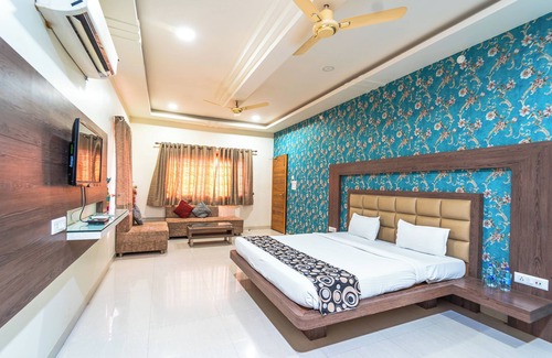 Sagar Hotel | Hotel Royal Palace - Sagar