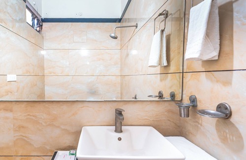 Sagar Hotel | Hotel Royal Palace - Sagar