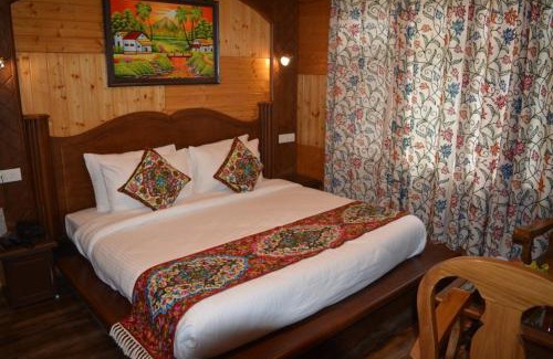 Laripora Hotel | Hotel Royale Comfort