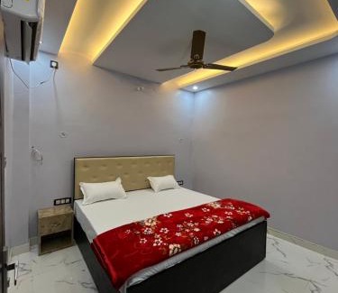 Misrikh Hotel | Hotel S K