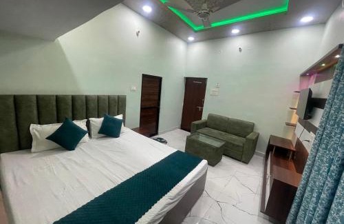 Orchha Hotel | Hotel S S A
