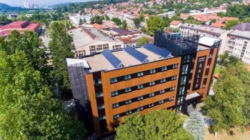 Tuzla Hotel | Hotel Salis