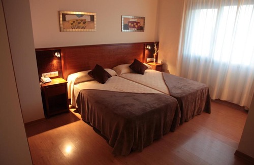 San Cibrao Das Vinas Hotel | Hotel San Cibrao