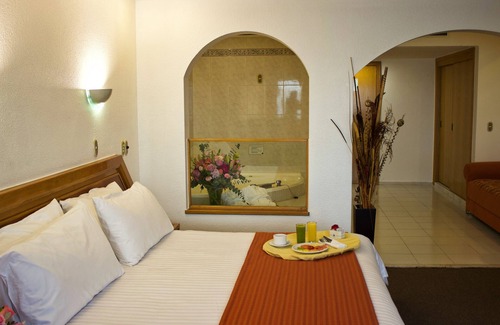 Santa Cruz Nieto Hotel | Hotel San Juan Park