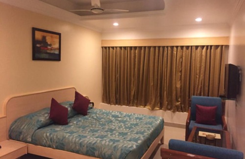 Bhopal Hotel | Hotel Sarthak Bhopal