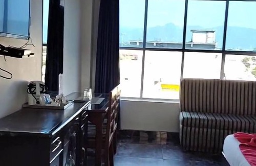 Lansdowne Hotel | Hotel Sheetal Tower