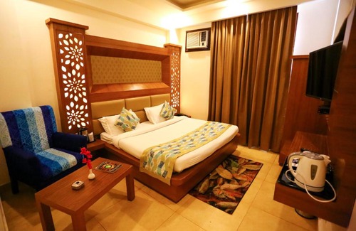 Katra Hotel | Hotel Shree Hari Niwas