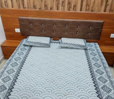 Mainpuri Hotel | Hotel Shri Mohan