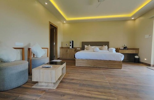 Malabar Hill Hotel | Hotel Sonajhurir Adda - Shantiniketan