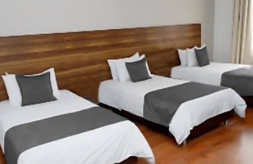 Jose Luis Bustamante y Rivero Hotel | HOTEL SUITE FLORENCE