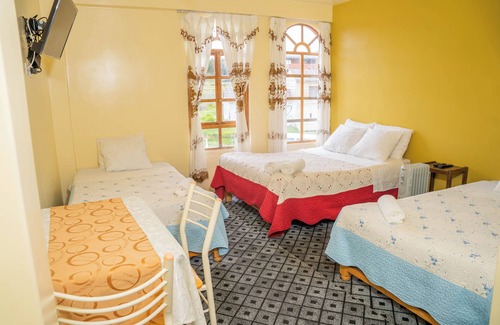 Yunguyo Hotel | Hotel Summita