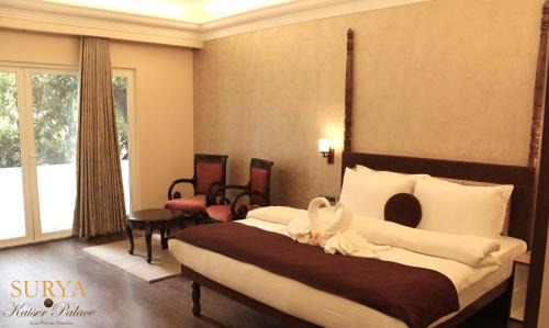 Varanasi Hotel | Hotel Surya, Kaiser Palace